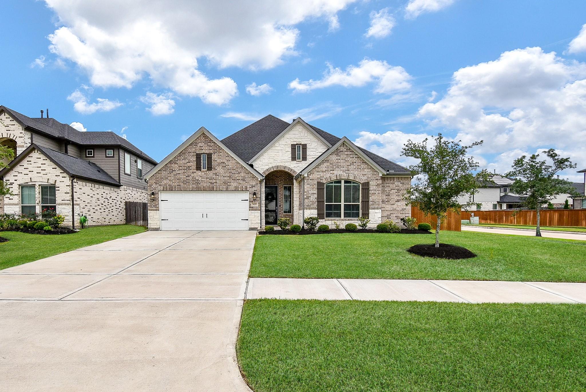 3426 Majestic Pine Lane