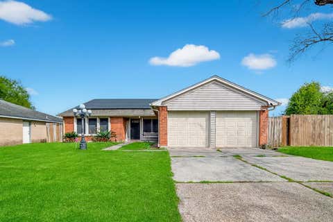 Homes For Sale - 10135 Shell Rock Road<br/> La Porte, TX 77571