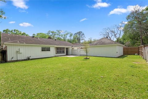 Tiny photo for 4023 Bayou Grove Drive, Seabrook, TX 77586 (MLS # 63039739)