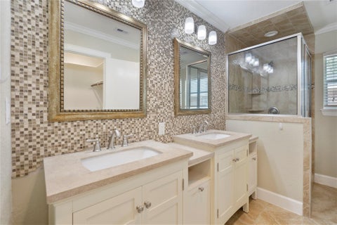 Tiny photo for 4023 Bayou Grove Drive, Seabrook, TX 77586 (MLS # 63039739)