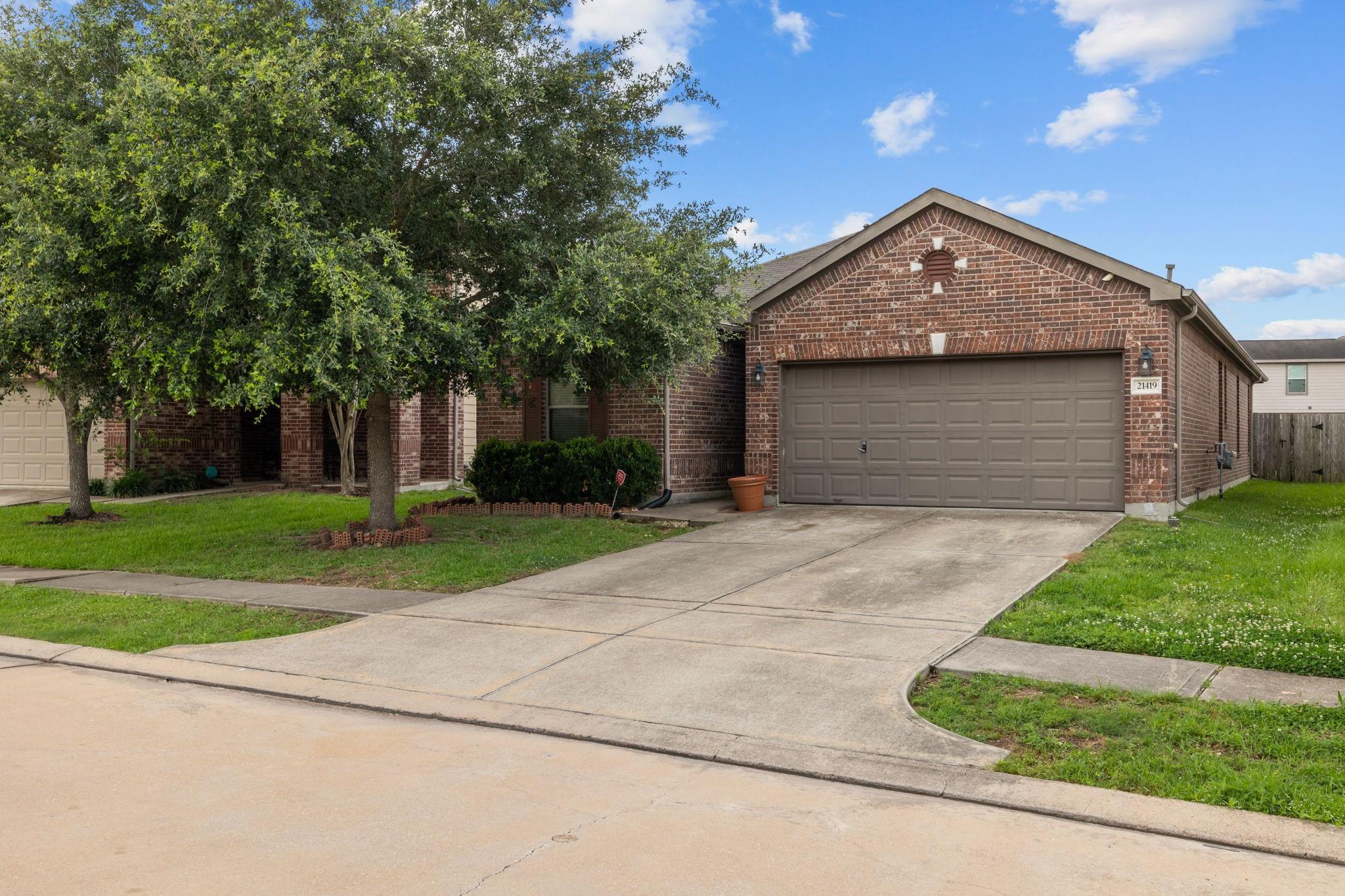 21419 Biscayne Valley Lane