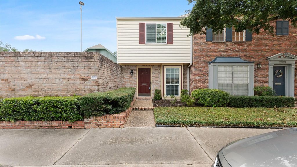 Photo of 2107 Lander Lane #80, Houston, TX 77057 (MLS # 67545017)