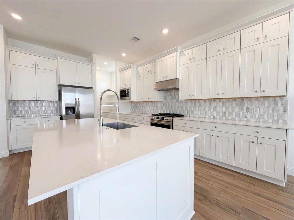 Photo of 7939 Coastal Prairie Drive, Porter, TX 77365 (MLS # 34999555)