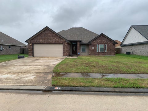 Photo of 107 Freedom Drive, Clute, TX 77531 (MLS # 29518565)