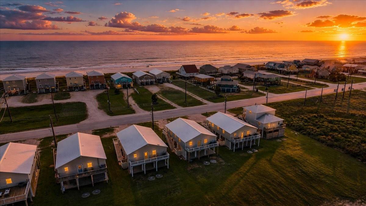 2927 Blue Water Highway