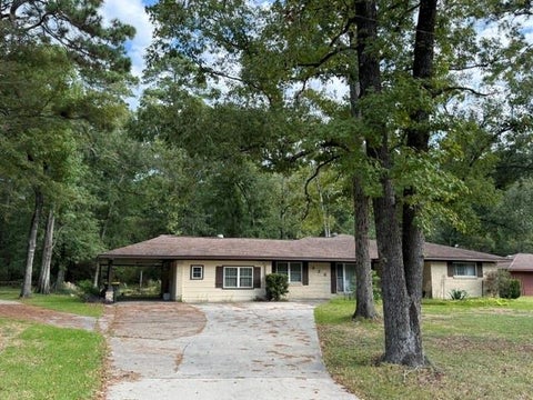 Photo of 226 Sunset Boulevard, Conroe, TX 77303 (MLS # 36036995)