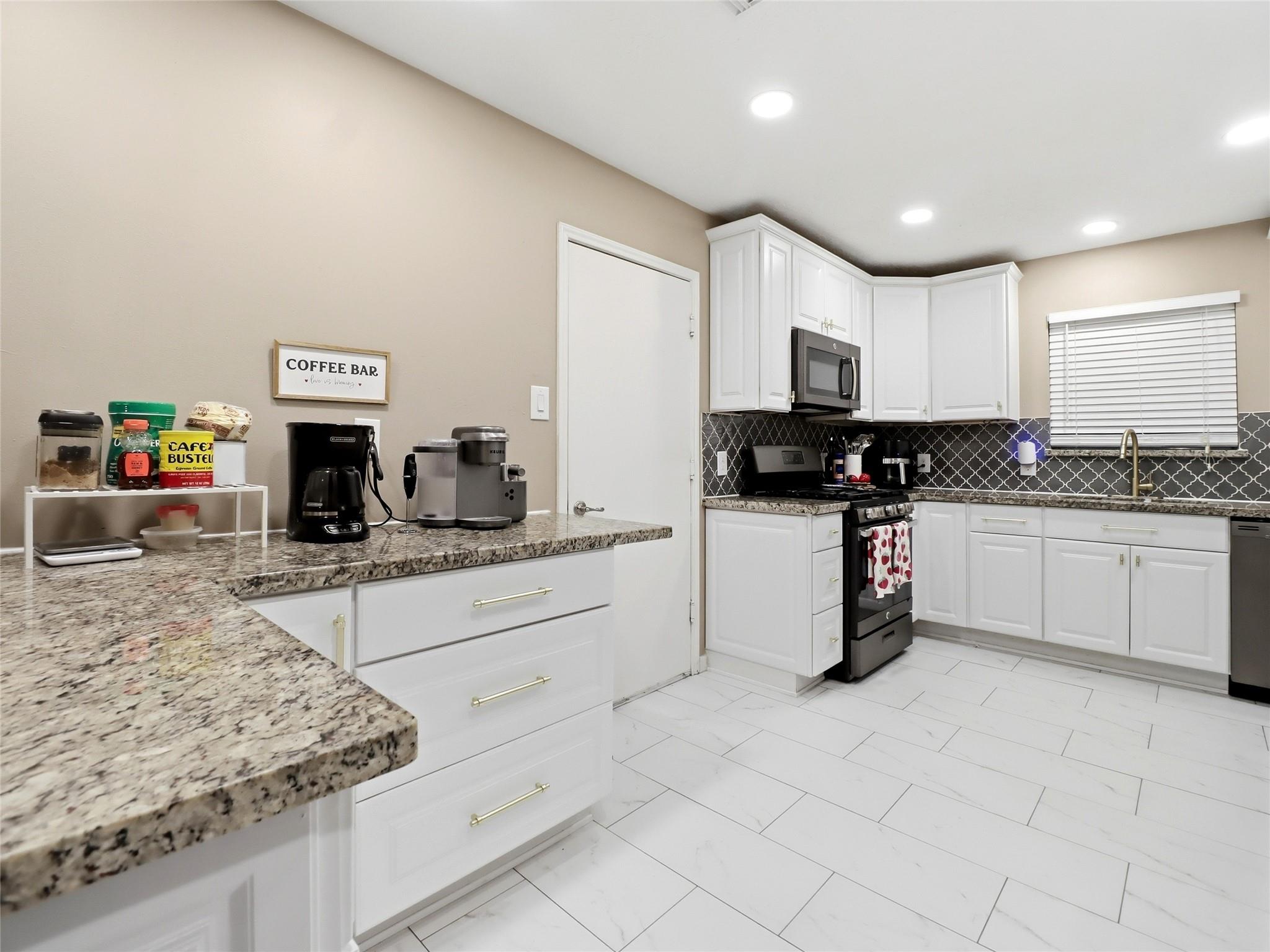 7458 Bahia Lane