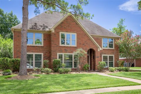 Photo of 23 Dartmoor Street, Sugar Land, TX 77479 (MLS # 59832839) Photo of 23 Dartmoor Street, Sugar Land, TX 77479 (MLS # 59832839)