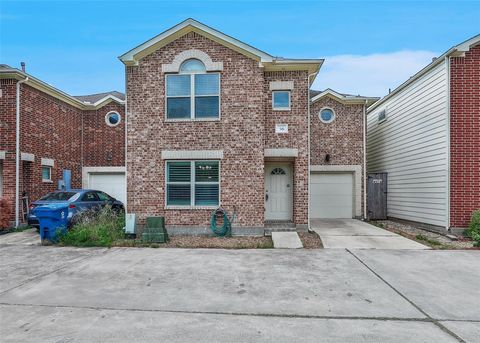 Photo of 5951 S Loop E #56, Houston, TX 77033 (MLS # 58231150)