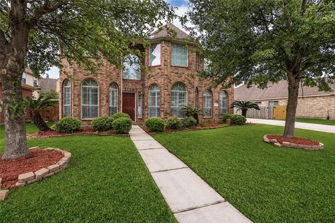 Photo of 6807 Chapelfield Lane, Houston, TX 77049 (MLS # 30734930)