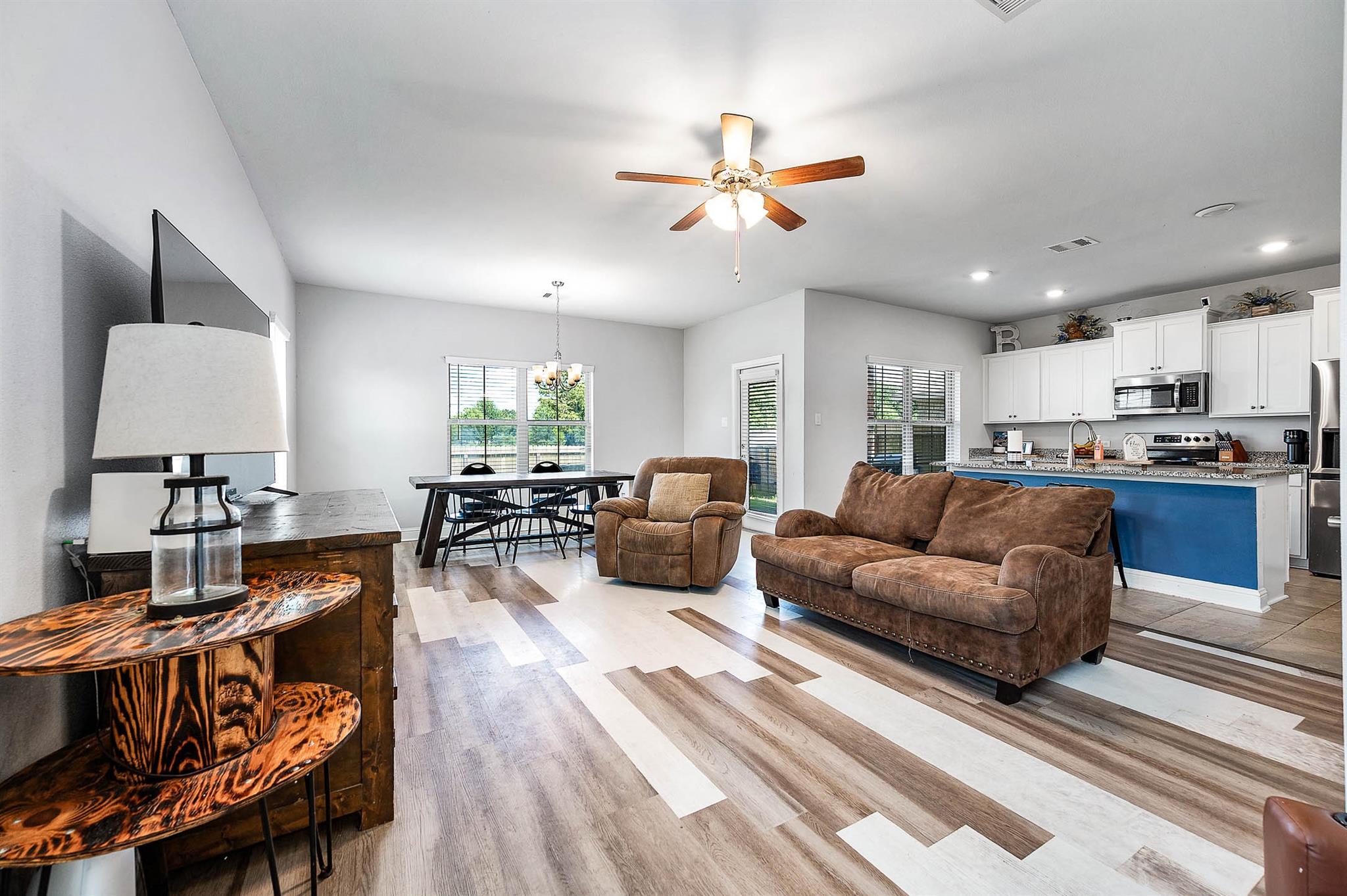 305 Bryan Way