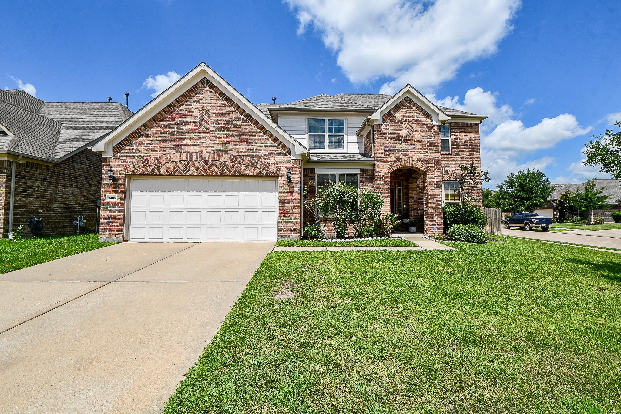 4302 Trinity Creek Court