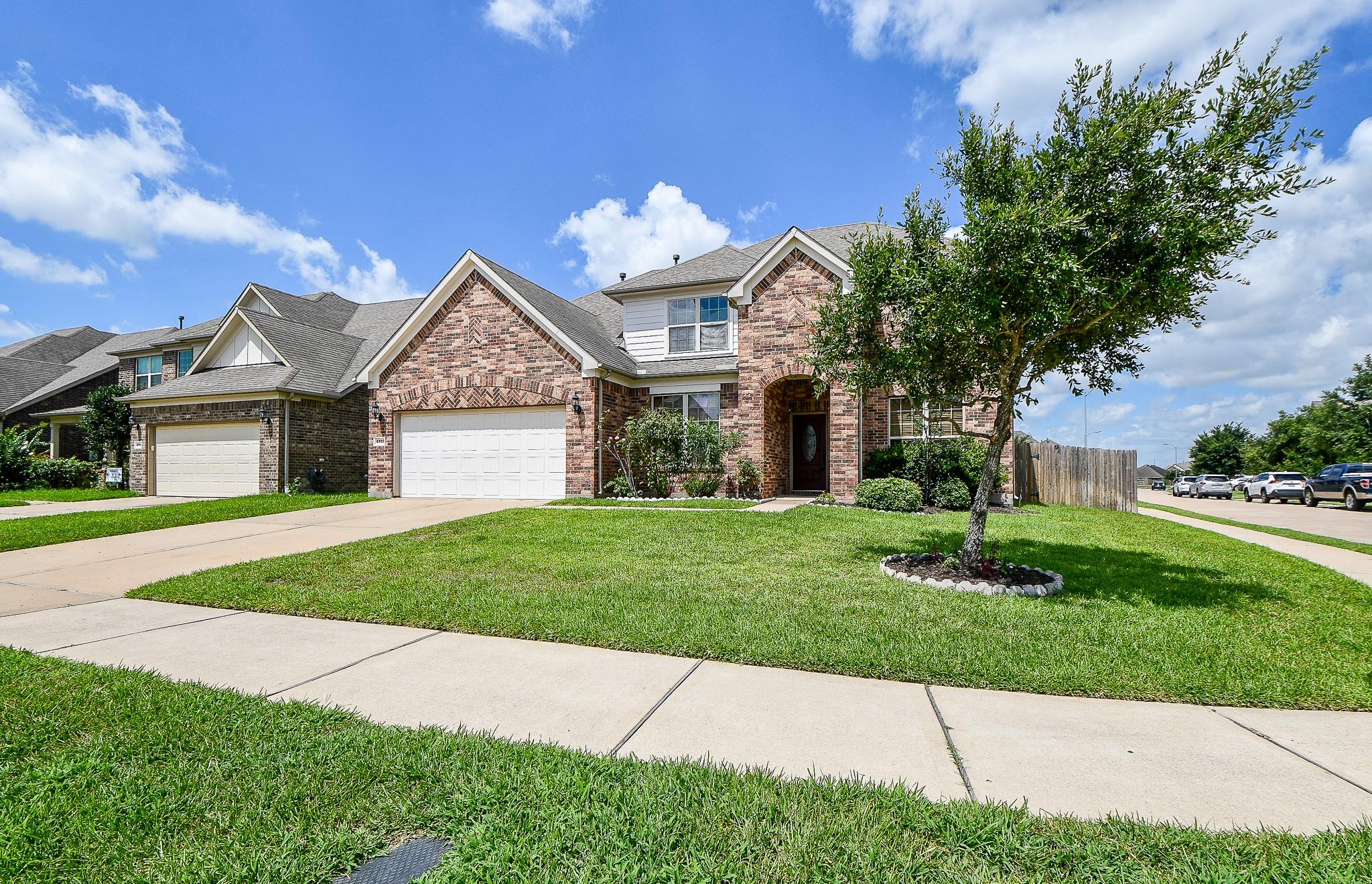 4302 Trinity Creek Court