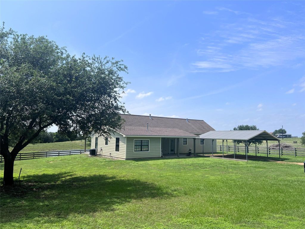 Photo of 959 Ida Lane, Brenham, TX 77833 (MLS # 35562229)