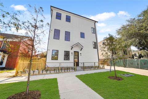 Photo of 1908 Wheeler Street, Houston, TX 77004 (MLS # 28607728)