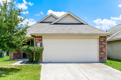 Photo of 12022 Gregory Crossing Way, Houston, TX 77067 (MLS # 89654778)