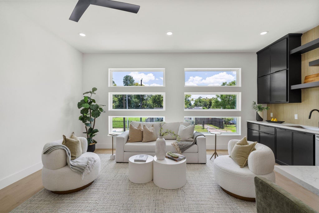 Photo of 7321 Laura Koppe Road, Houston, TX 77028 (MLS # 93275739)