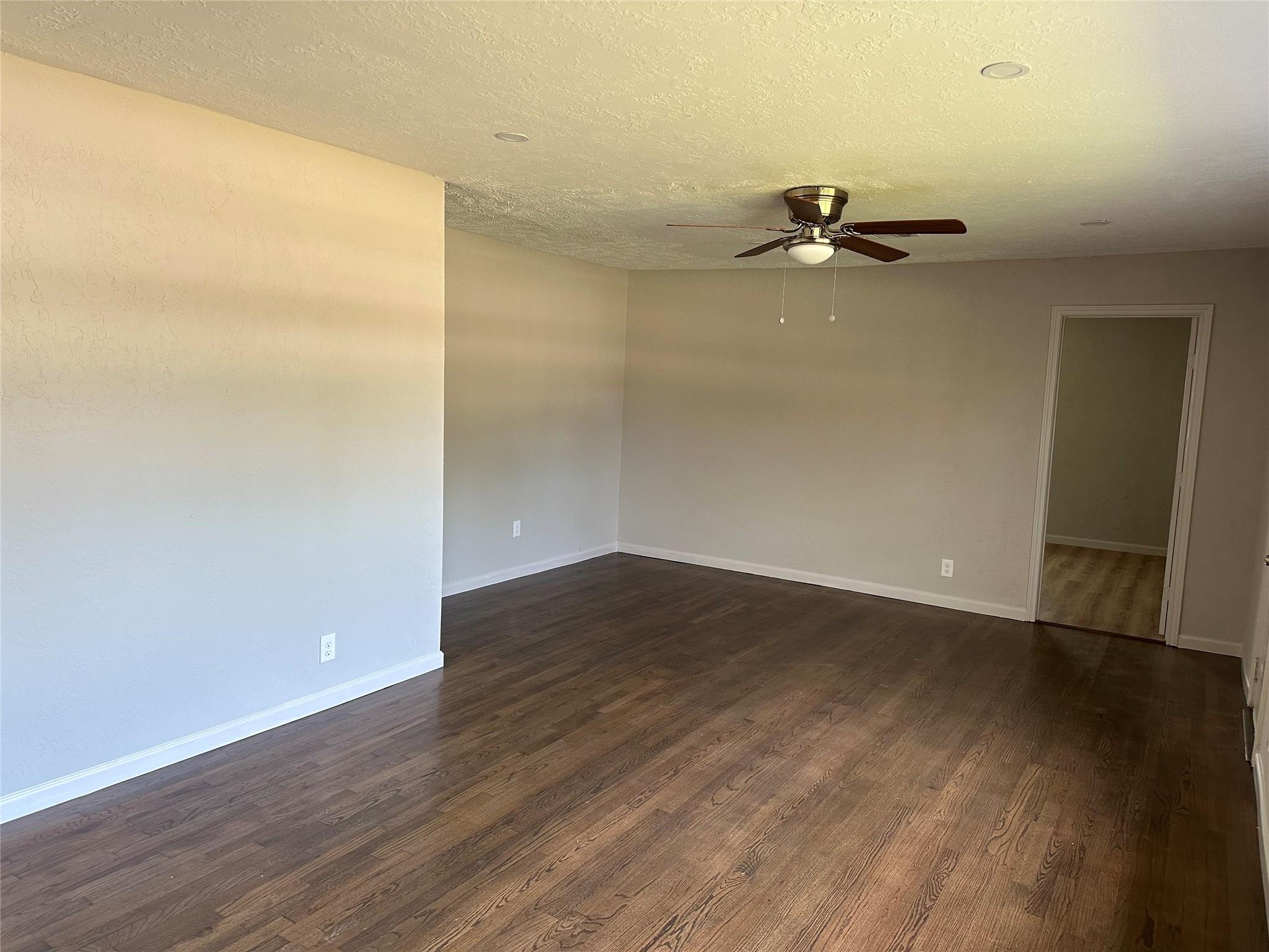 2502 Kingsdale Drive