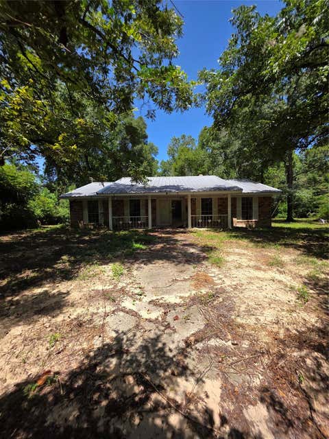 Photo of 9739 Lakeview Drive, Houston, TX 77365 (MLS # 65009211)