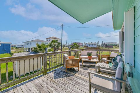 Photo of 311 Oyster Street, Surfside Beach, TX 77541 (MLS # 39250046)