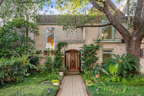 Photo of 45 Bayou Pointe Drive, Houston, TX 77063 (MLS # 40200808) Photo of 45 Bayou Pointe Drive, Houston, TX 77063 (MLS # 40200808)