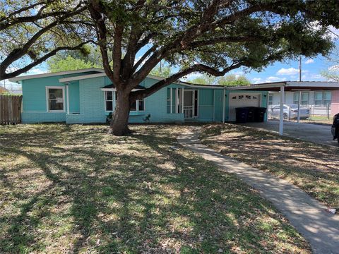 Photo of 246 Nash Boulevard, San Antonio, TX 78223 (MLS # 8258285)