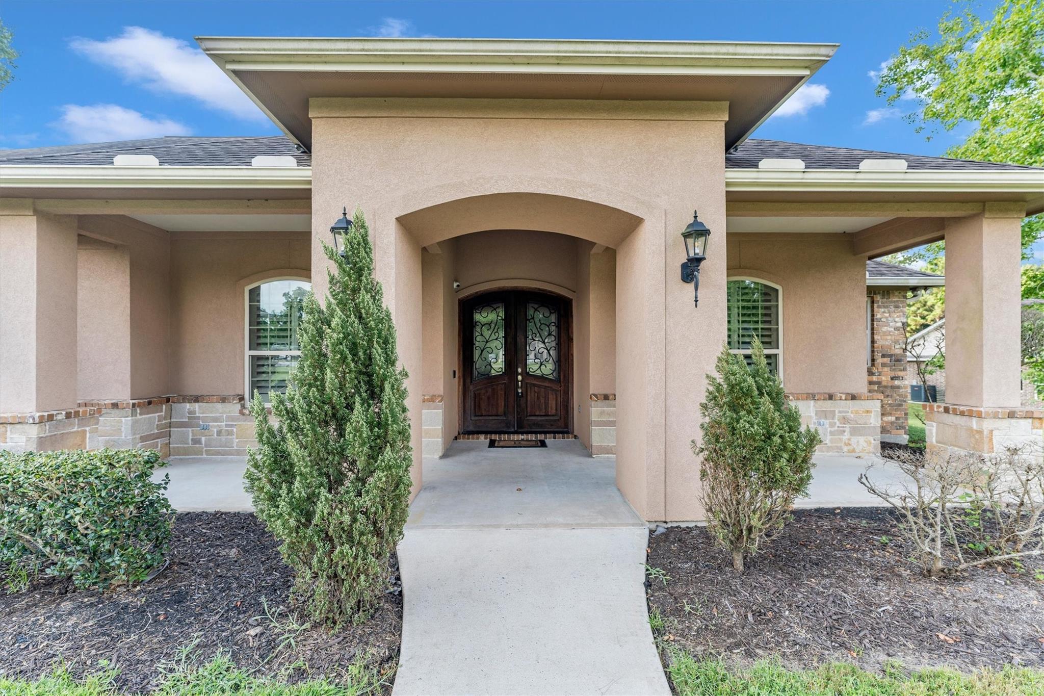 1735 Opal Trail