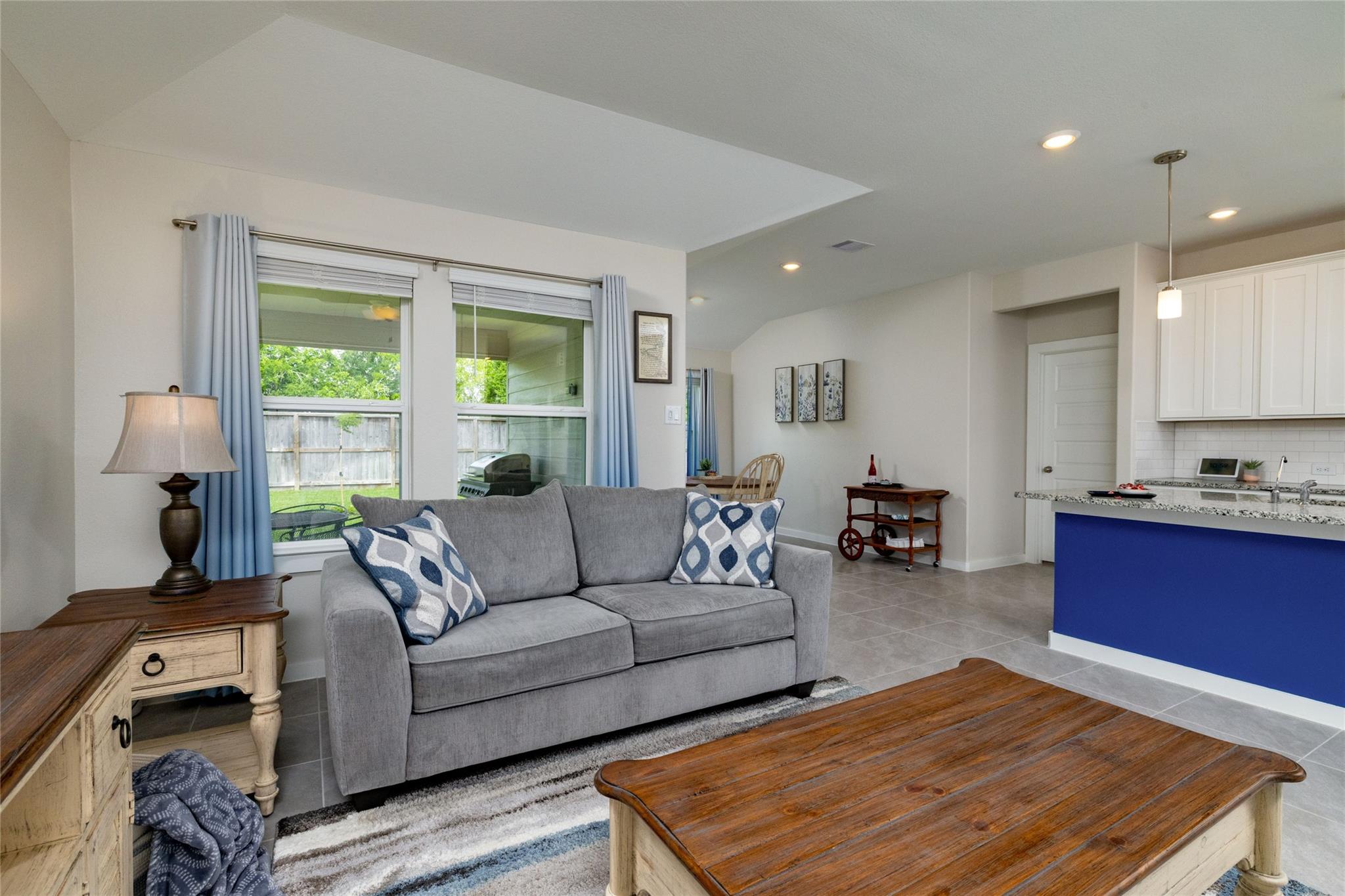 4910 Bottlebrush Drive