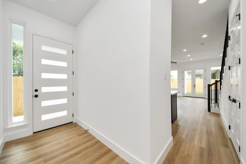 Tiny photo for 1913 West Street St, Houston, TX 77026 (MLS # 84367439)