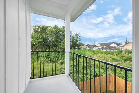 Tiny photo for 1913 West Street St, Houston, TX 77026 (MLS # 84367439)