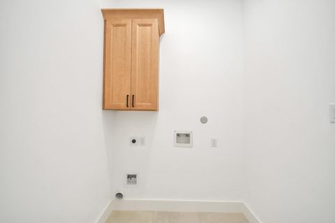 Tiny photo for 1913 West Street St, Houston, TX 77026 (MLS # 84367439)