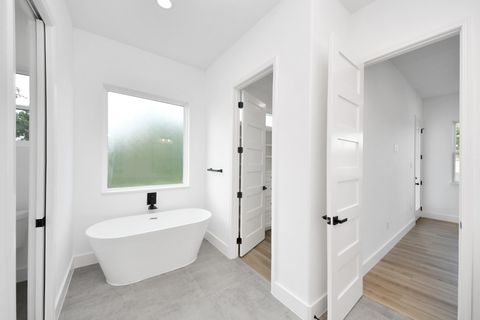 Tiny photo for 1913 West Street St, Houston, TX 77026 (MLS # 84367439)