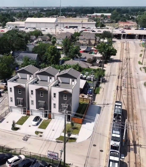 Photo of 102 Sylvester Road #C, Houston, TX 77009 (MLS # 10149170)