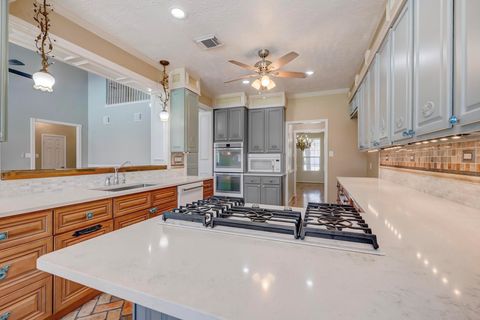 Photo of 18606 Spring Heather Court, Spring, TX 77379 (MLS # 48076735)