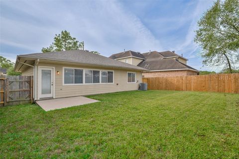Tiny photo for 407 Laurel Pine Drive, Houston, TX 77339 (MLS # 43797140)