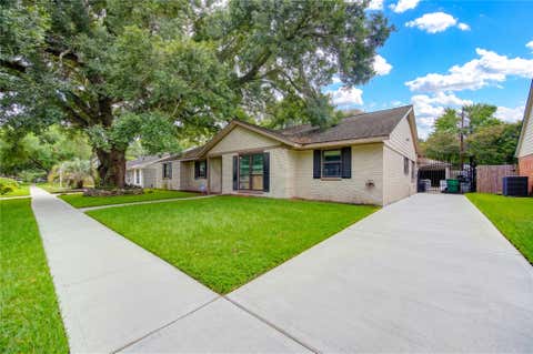 Photo of 2117 Willow Wisp Drive, Seabrook, TX 77586 (MLS # 51995995)