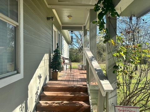 Apartment For Sale - 109 Foreman Street<br/> Trinity County, Trinity, TX 75862