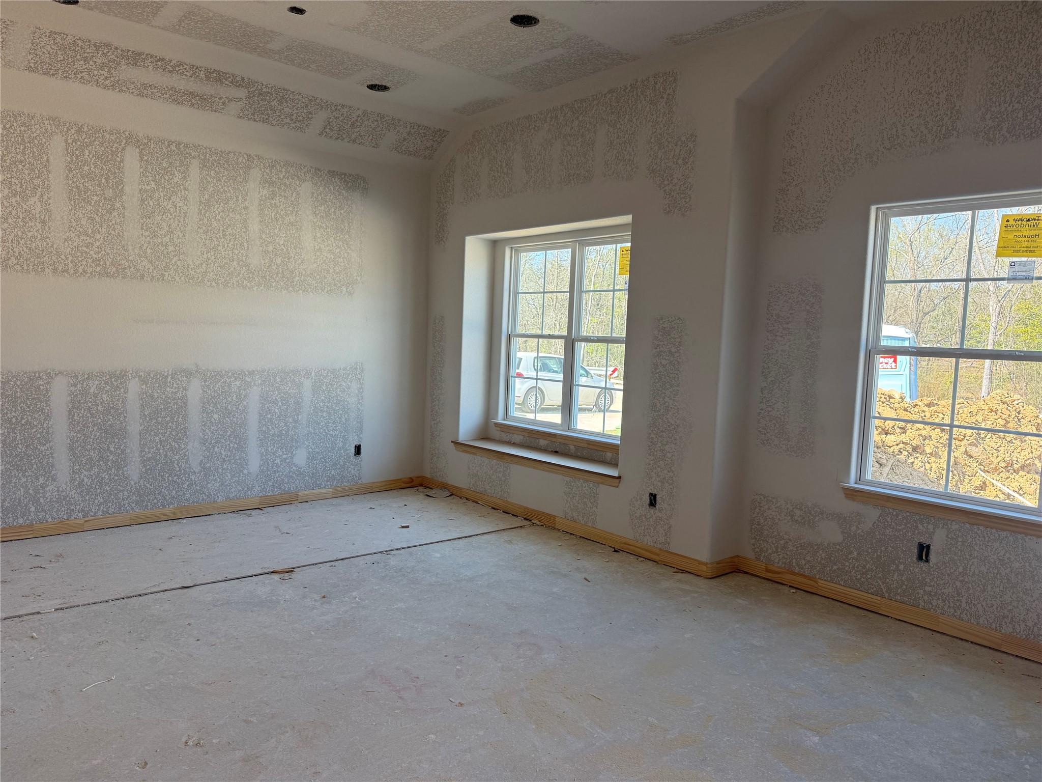 11893 East Gate Drive