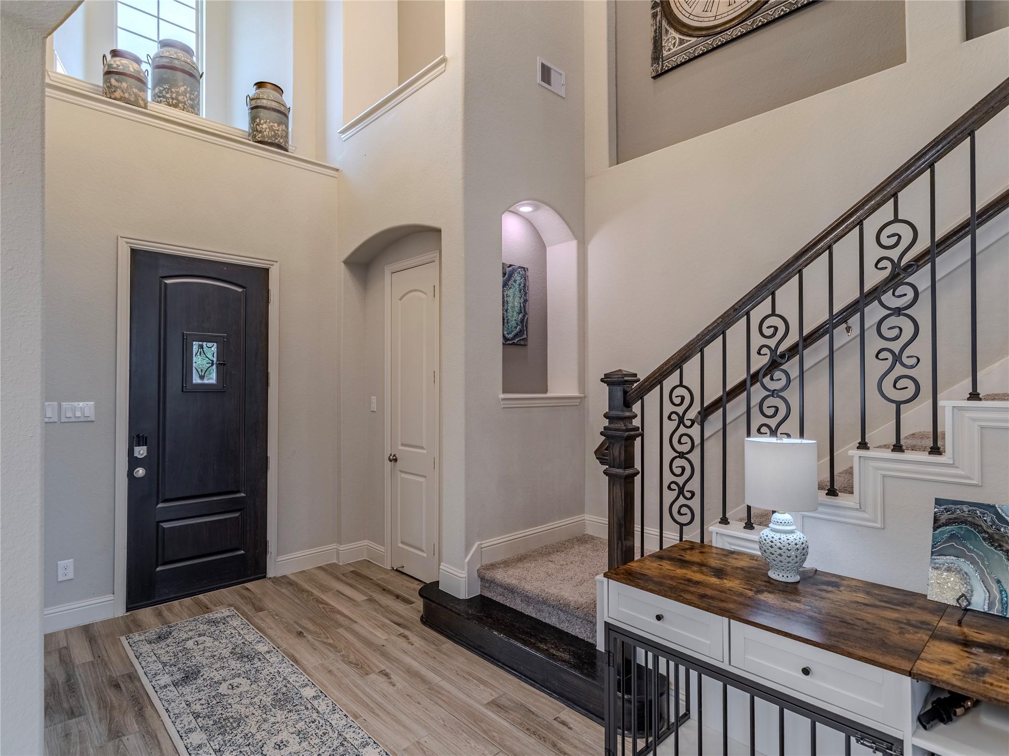10923 Sunnydale Ridge Lane