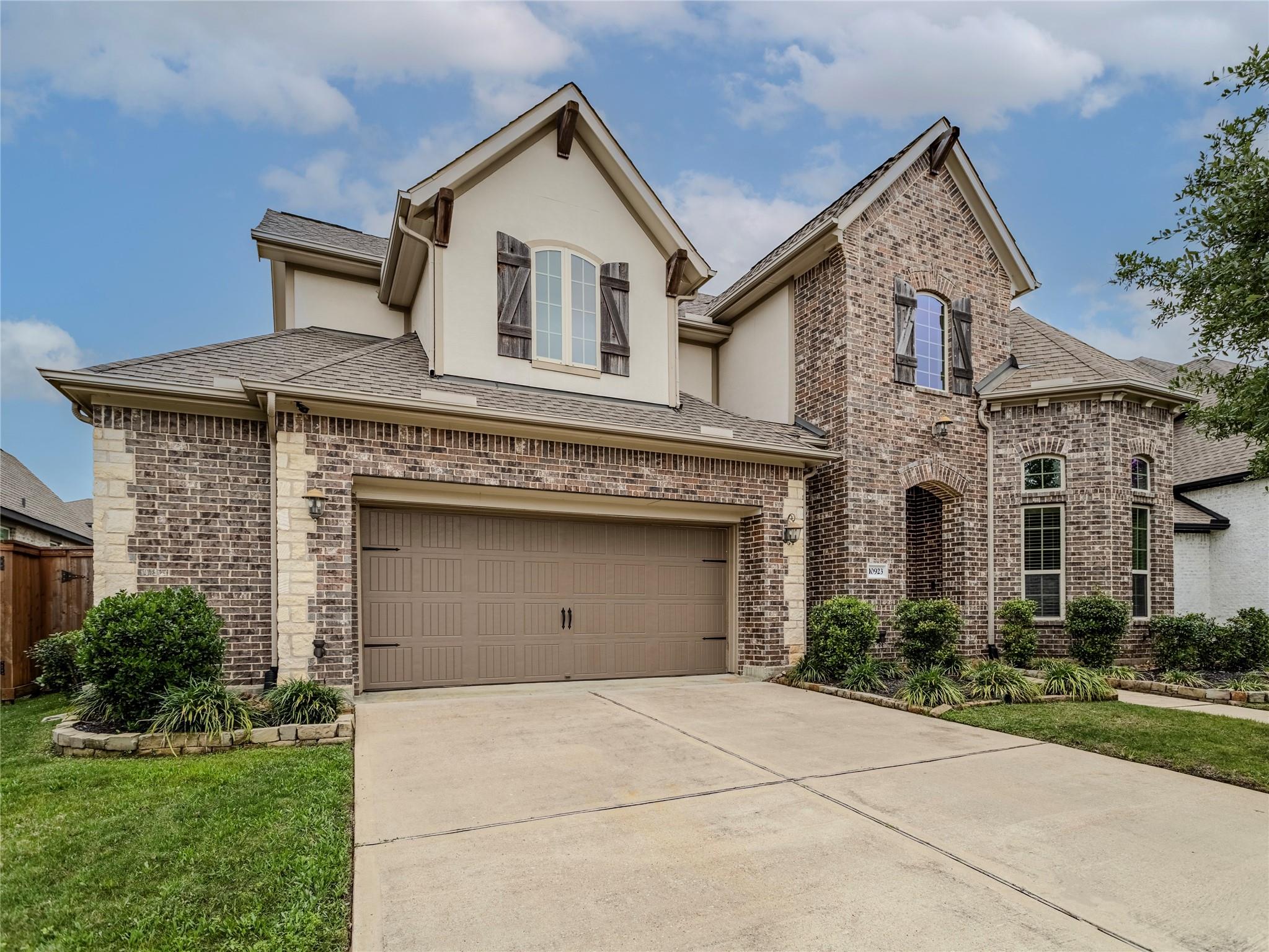 10923 Sunnydale Ridge Lane