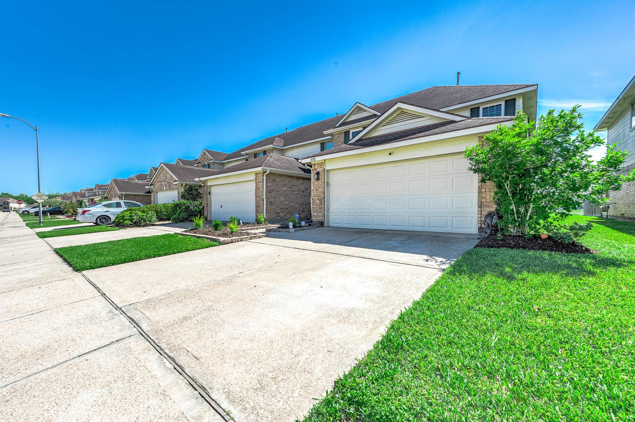 4502 Park Trail Lane
