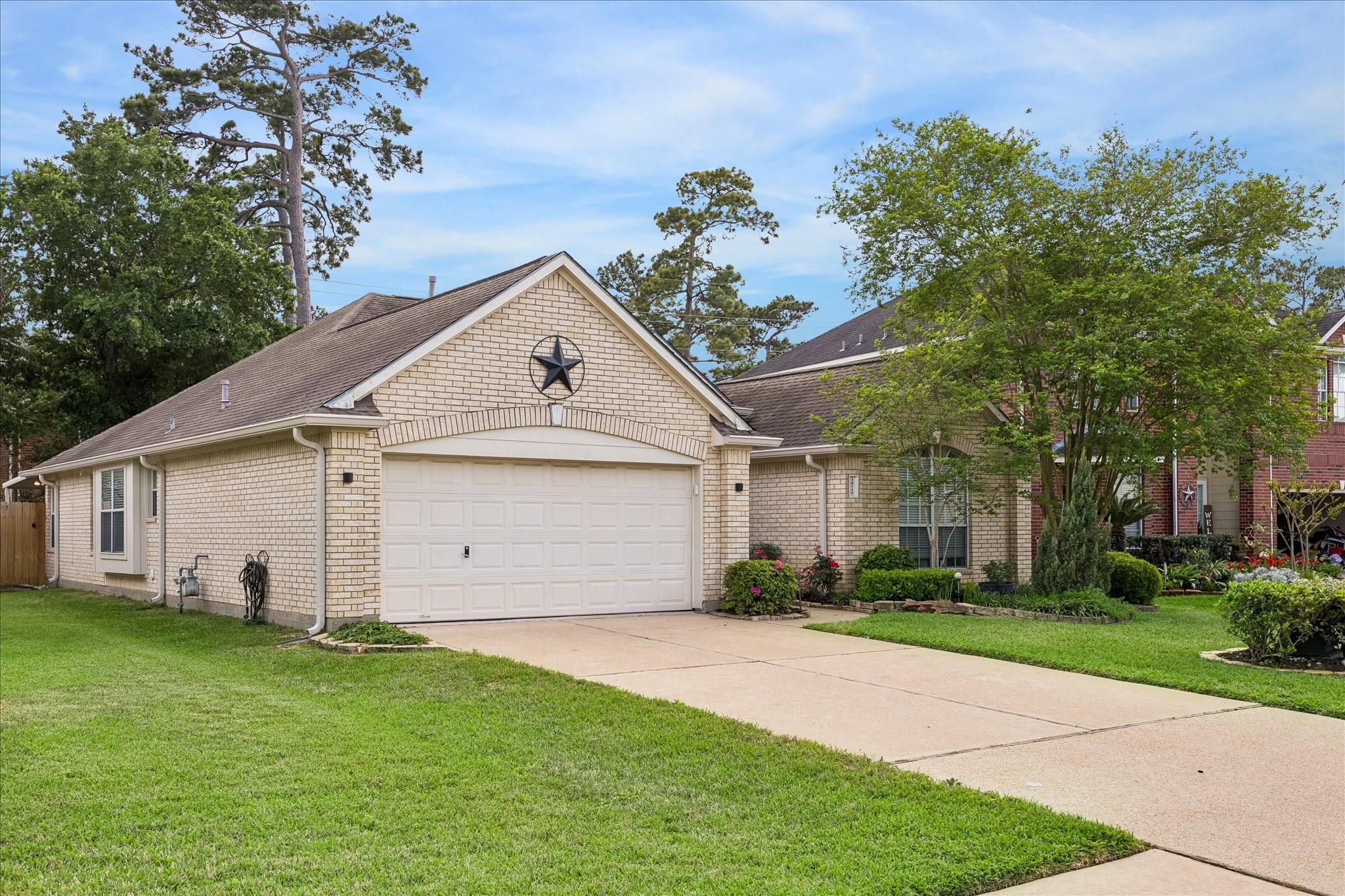 10719 Knoll Bend Lane