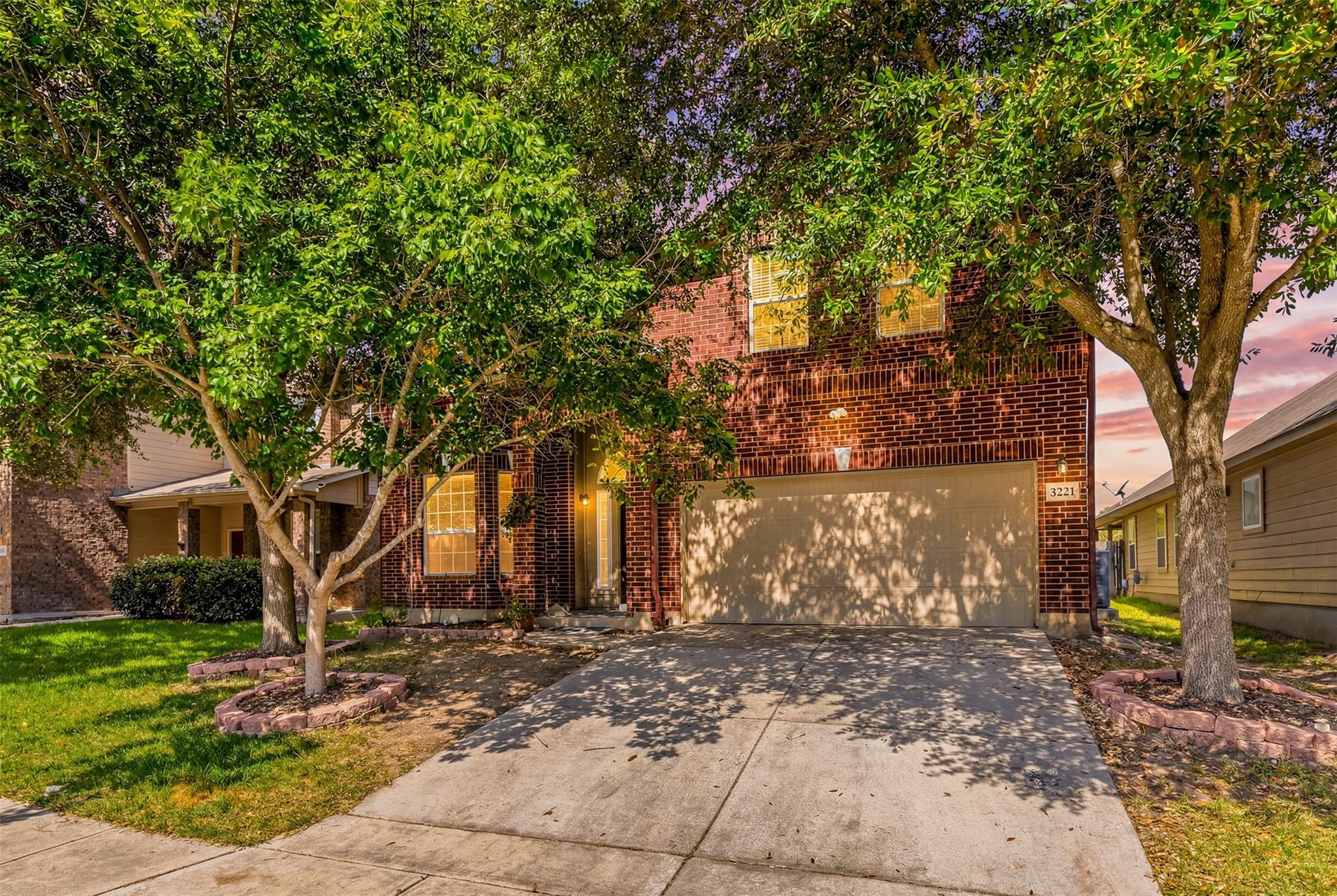 5223 Roan Brook
