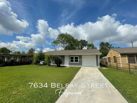 Photo of 7634 Belbay Street, Houston, TX 77033 (MLS # 79729215)