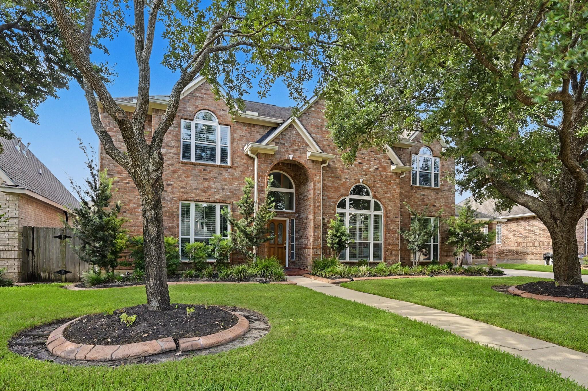 18423 Bivens Bend
