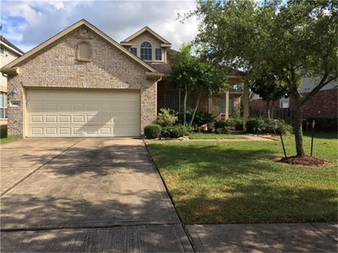 Photo of 4806 Russett Lane, Sugar Land, TX 77479 (MLS # 85850378)