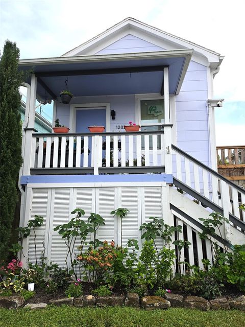 Photo of 1203 Avenue L, Galveston, TX 77550 (MLS # 52357353)