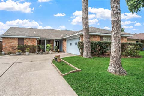 Homes For Sale - 5523 Greenhill Forest Drive<br/> Houston, TX 77088