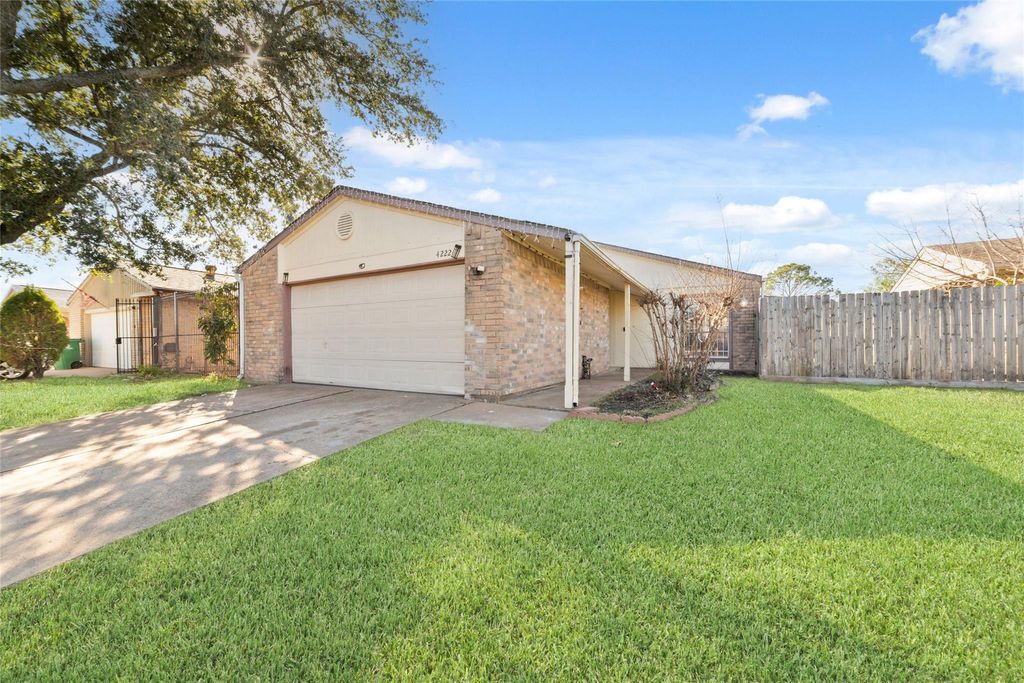 Photo of 4222 Amir Street, Houston, TX 77072 (MLS # 88447098)