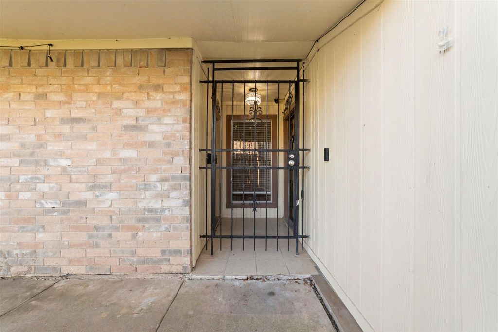 Photo of 4222 Amir Street, Houston, TX 77072 (MLS # 88447098)